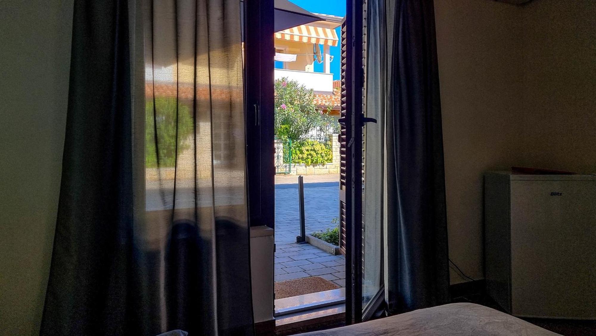 Room Fiore Novigrad Istria المظهر الخارجي الصورة